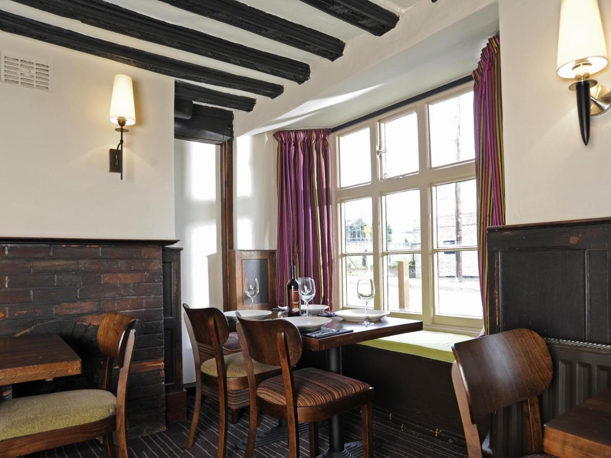 The Red Lion Hotel Whittlesford Kültér fotó