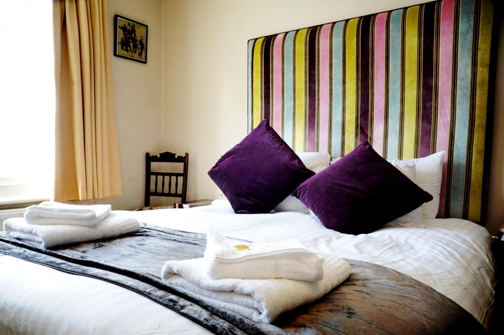 The Red Lion Hotel Whittlesford Kültér fotó
